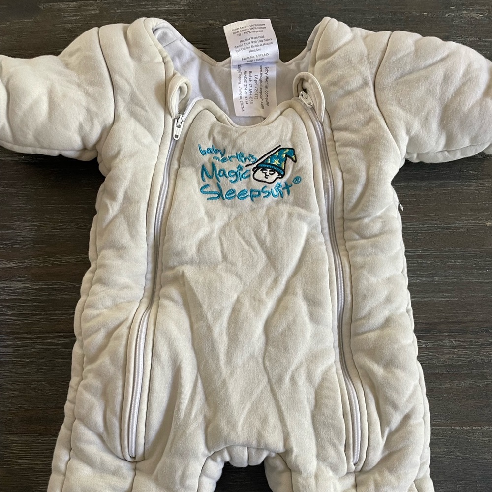 The best sleep suit! Works amazing! Normal wear, baby outgrew